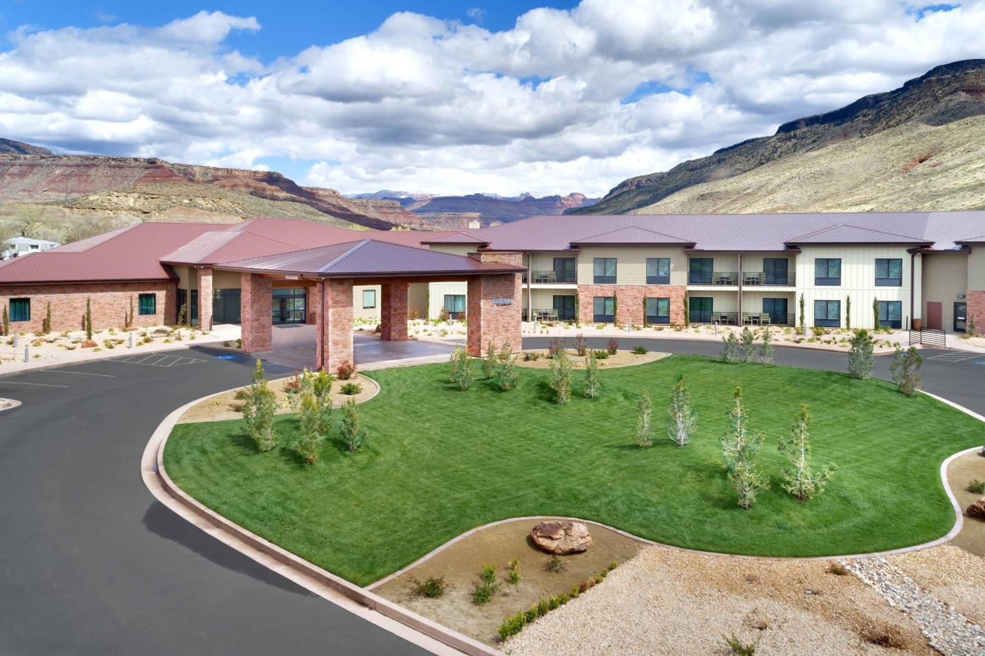 Fairfield Inn & Suites By Marriott Virgin Zion National Park Exterior photo